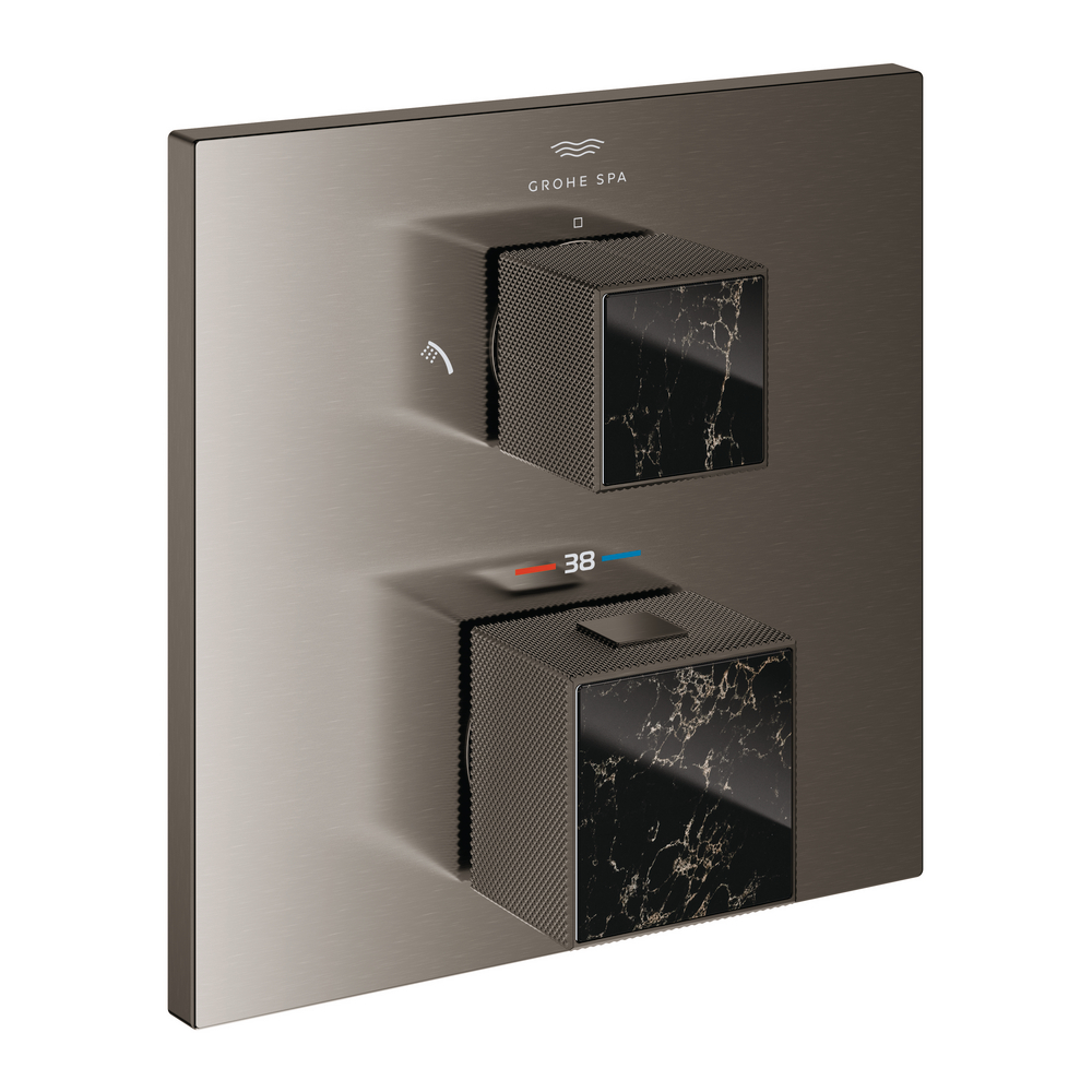 Thermostatic shower mixer for 2 outlets with integrated shut off/diverter valve